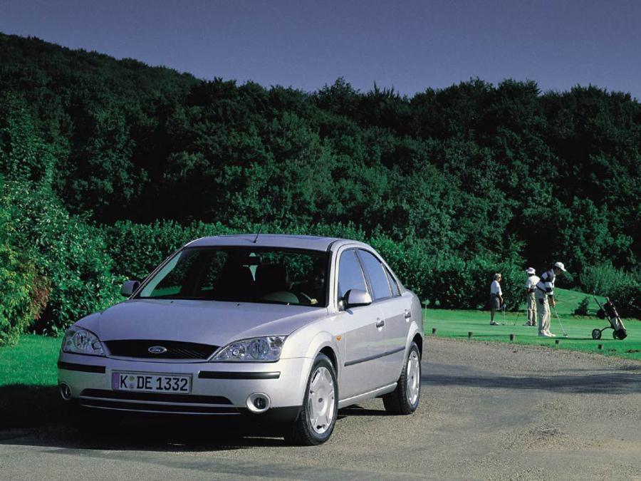  Ford Mondeo Sedan 2000 года  (фото 7 из 24)